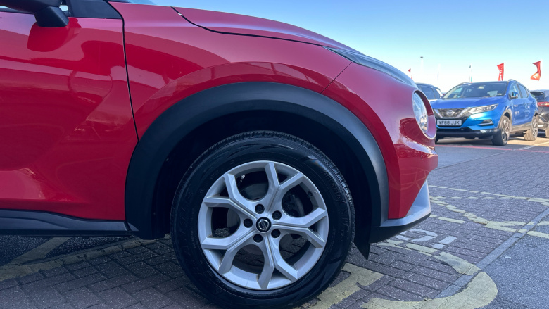 Nissan Juke 1.0 DiG-T 114 N-Connecta 5dr Petrol Hatchback